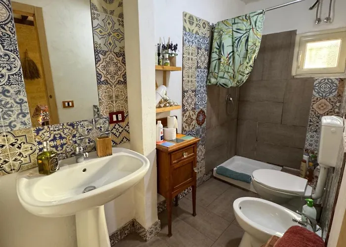 Апартаменти Artist House *